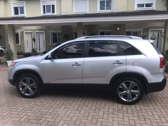 KIA SORENTO 3.5 V6 GASOLINA EX 7L 4WD AUTOMÁTICO